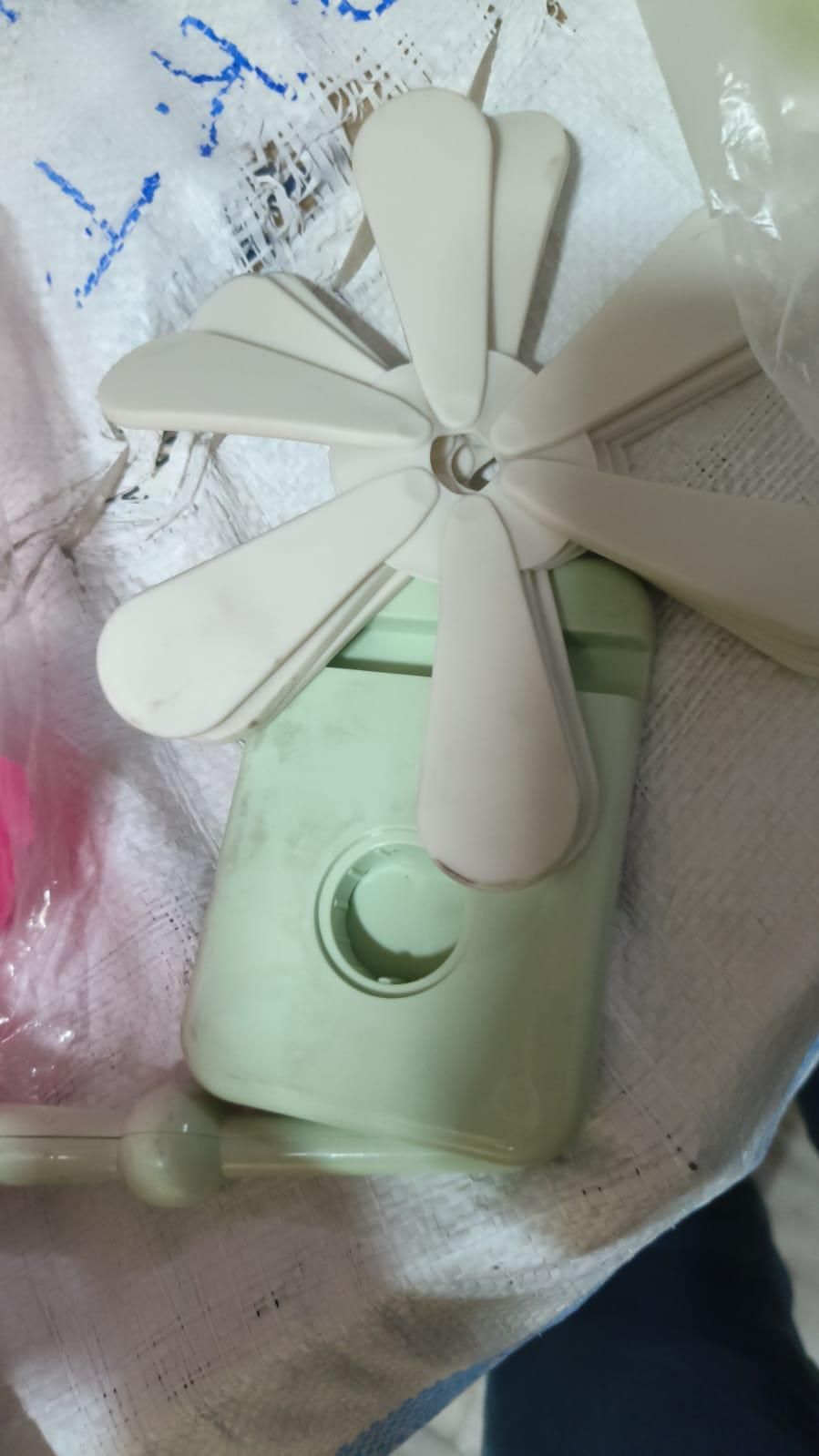 Insulation Pad with Stand